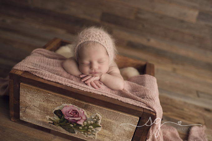 AustinNewbornPhotographer~Raegen1