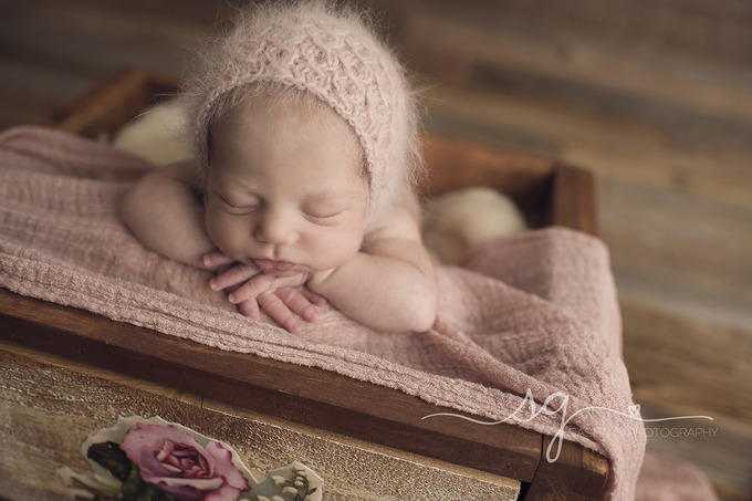 AustinNewbornPhotographer~Raegen10