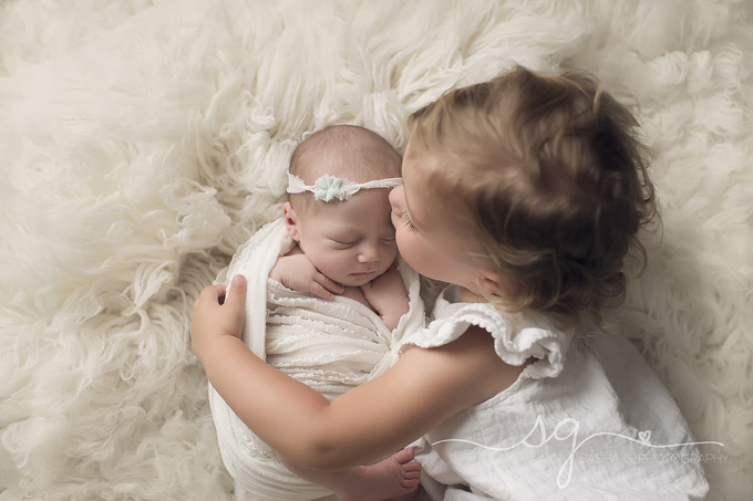 AustinNewbornPhotographer~Raegen19