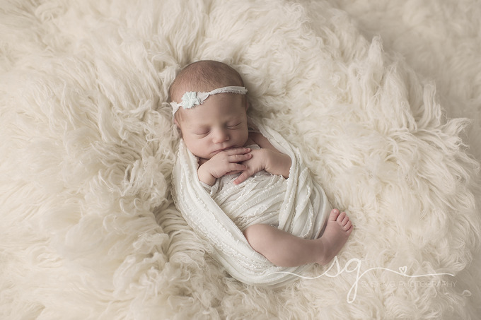 AustinNewbornPhotographer~Raegen3
